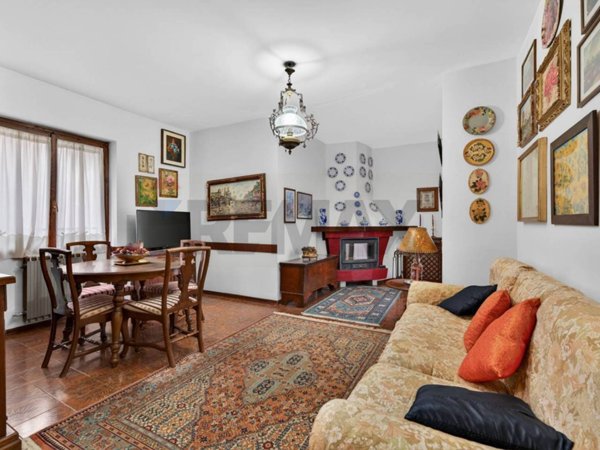 appartamento in vendita a Casargo in zona Narro