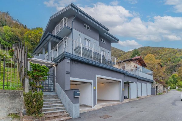 casa indipendente in vendita a Casargo