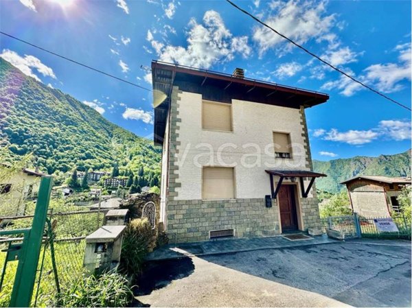 casa indipendente in vendita a Casargo