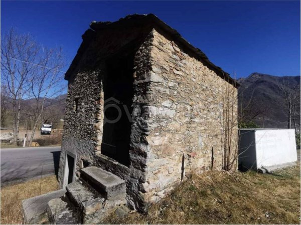 casa indipendente in vendita a Casargo in zona Somadino