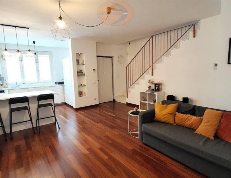 appartamento in vendita a Casatenovo