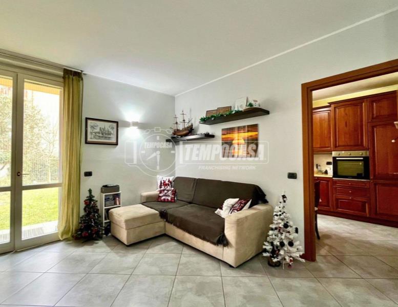 appartamento in vendita a Casatenovo