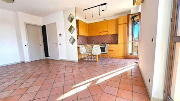 appartamento in vendita a Casatenovo