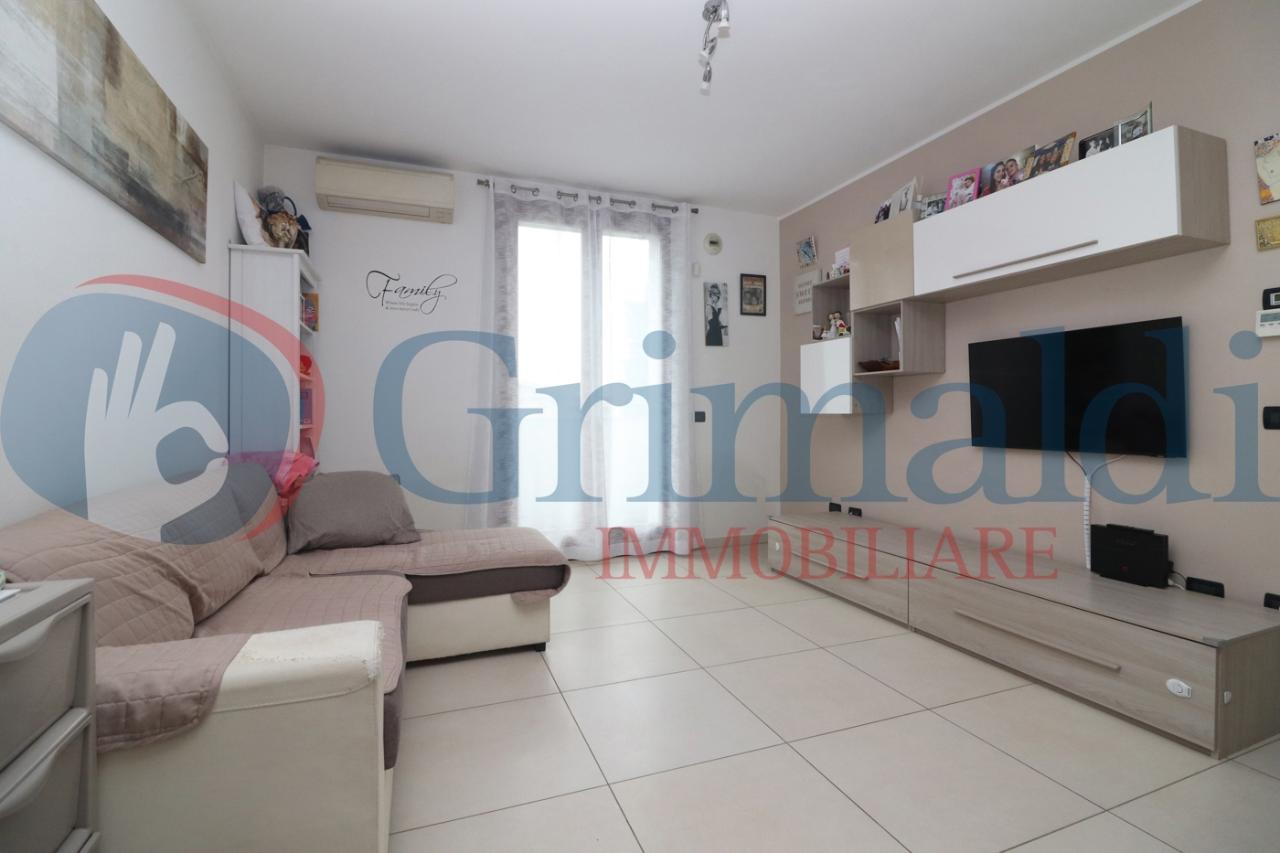 appartamento in vendita a Casatenovo
