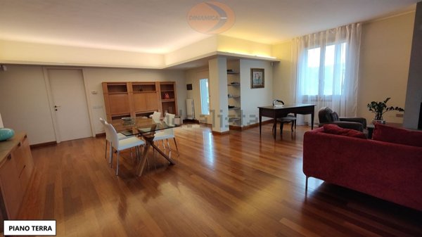 casa indipendente in vendita a Casatenovo