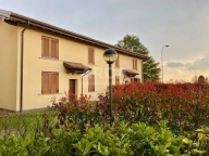 casa indipendente in vendita a Casatenovo