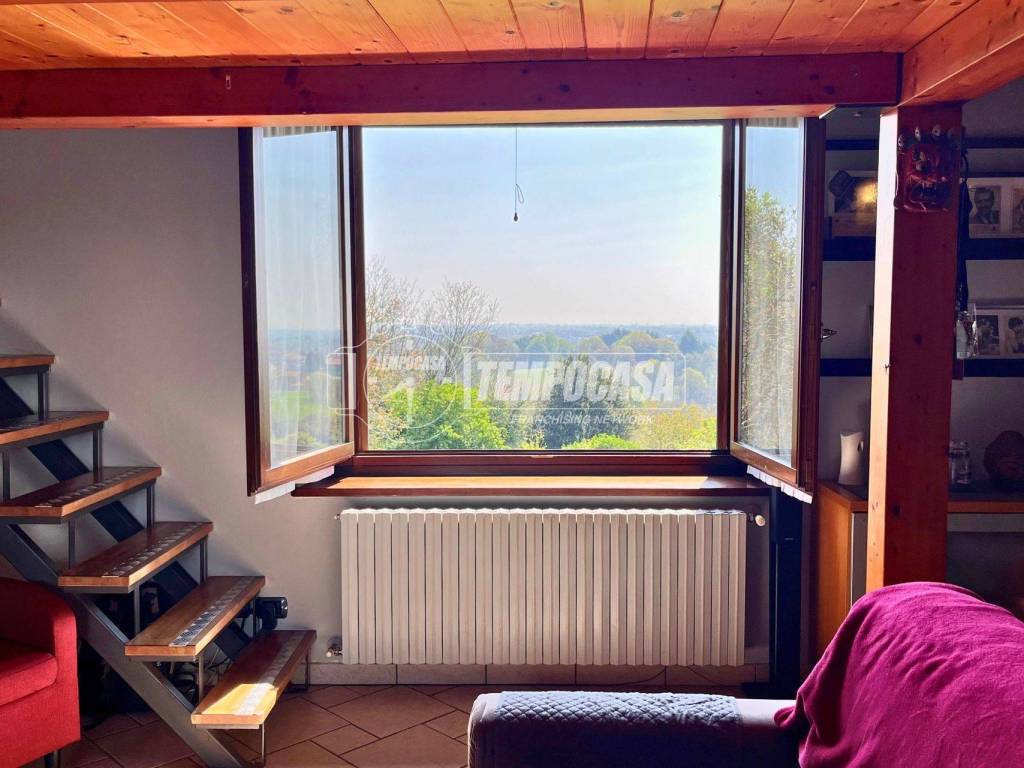 casa indipendente in vendita a Casatenovo