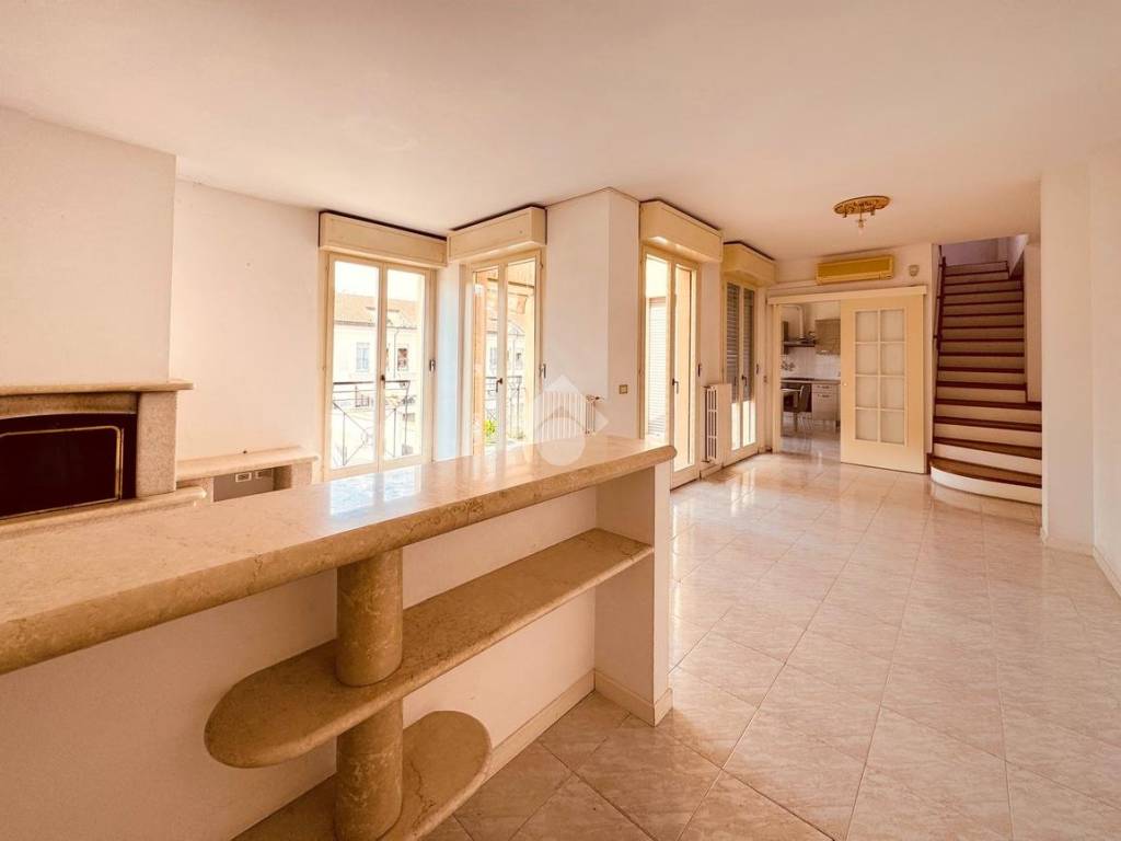 appartamento in vendita a Casatenovo