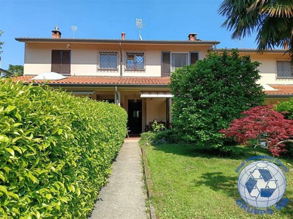 casa indipendente in vendita a Casatenovo