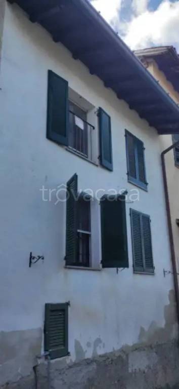 casa indipendente in vendita a Casatenovo