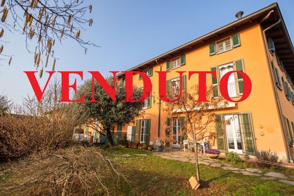appartamento in vendita a Casatenovo