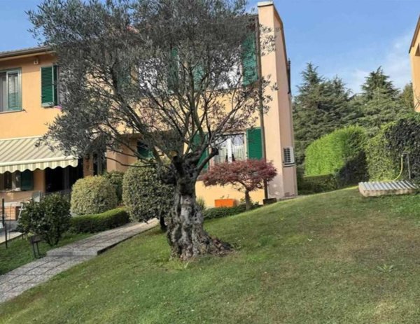casa indipendente in vendita a Casatenovo in zona Campofiorenzo