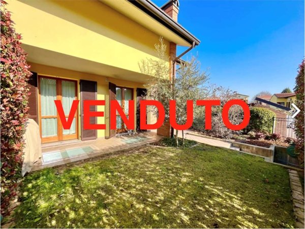 casa indipendente in vendita a Casatenovo