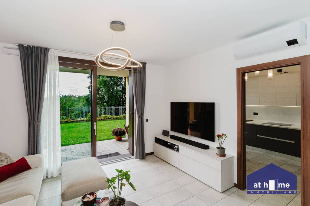 appartamento in vendita a Casatenovo