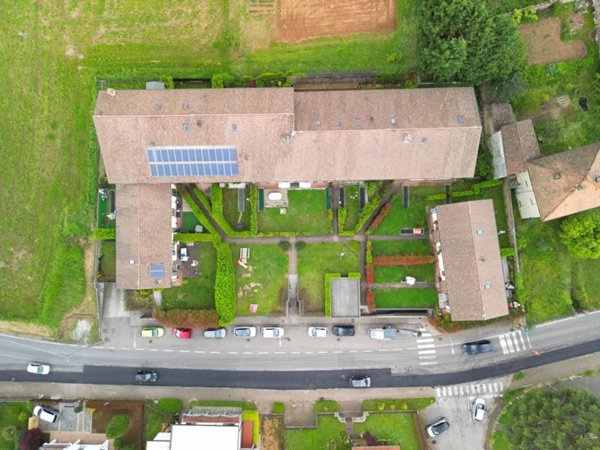 casa indipendente in vendita a Casatenovo in zona Rogoredo