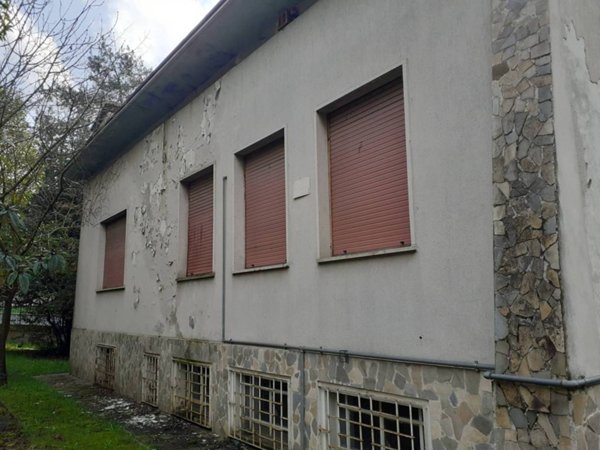 casa indipendente in vendita a Casatenovo