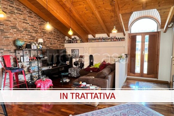 appartamento in vendita a Casatenovo