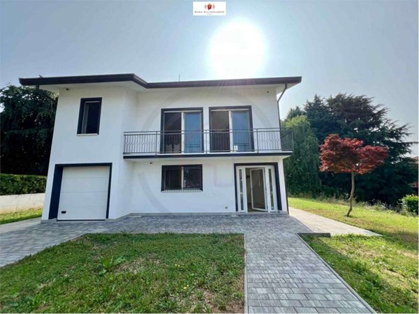 appartamento in vendita a Casatenovo