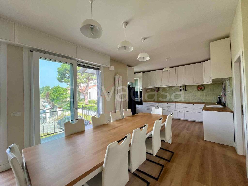 appartamento in vendita a Casatenovo