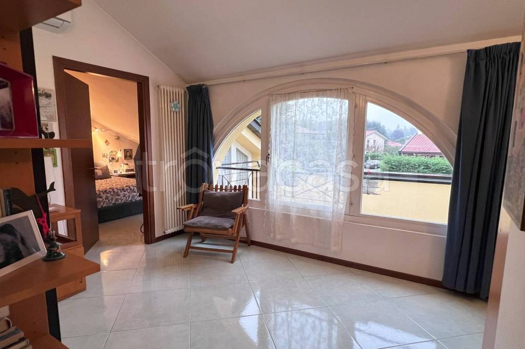 appartamento in vendita a Casatenovo