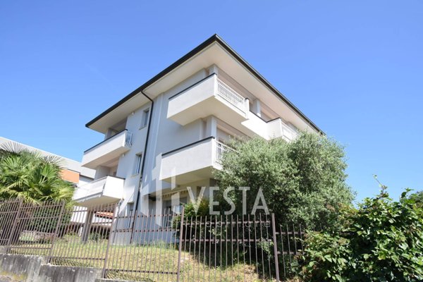appartamento in vendita a Casatenovo
