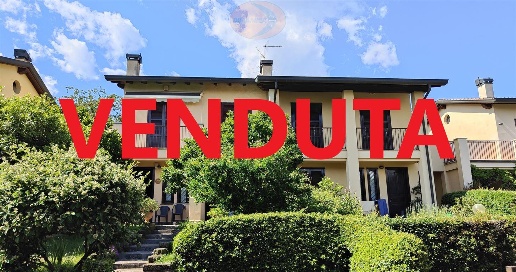 casa indipendente in vendita a Casatenovo