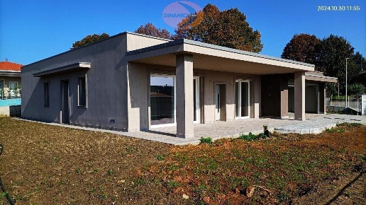 casa indipendente in vendita a Casatenovo