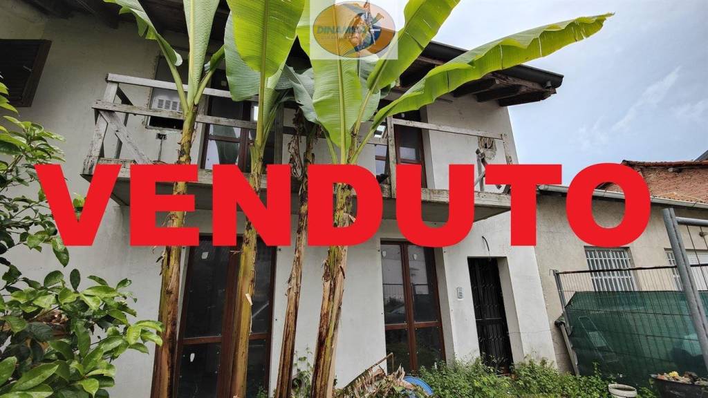 appartamento in vendita a Casatenovo