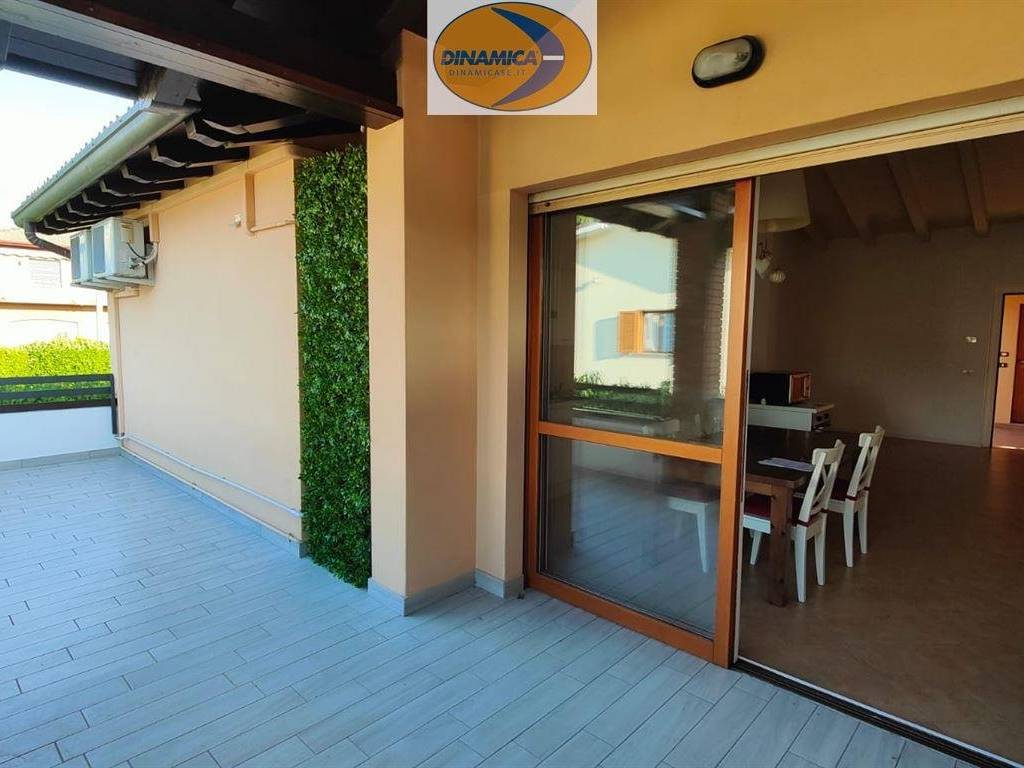 appartamento in vendita a Casatenovo in zona Valaperta