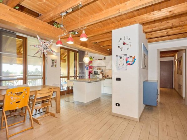 appartamento in vendita a Casatenovo