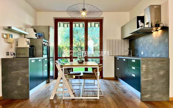 appartamento in vendita a Casatenovo in zona Campofiorenzo