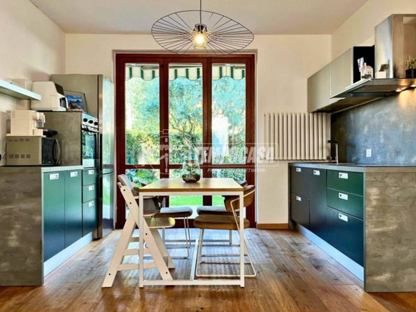 appartamento in vendita a Casatenovo in zona Campofiorenzo