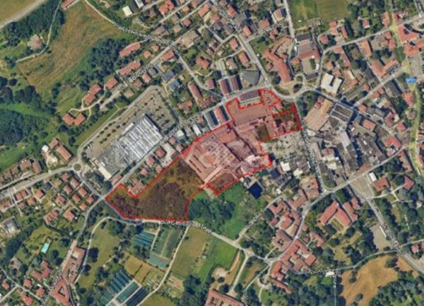 locale commerciale in vendita a Casatenovo