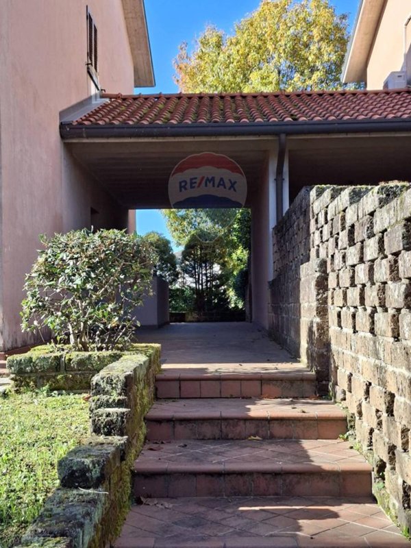 casa indipendente in vendita a Casatenovo