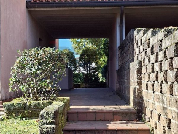 casa indipendente in vendita a Casatenovo