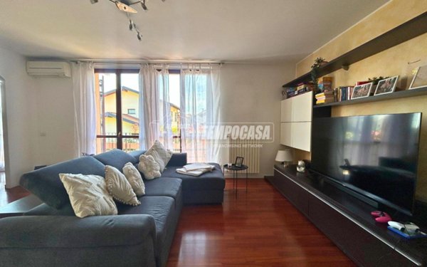 appartamento in vendita a Casatenovo