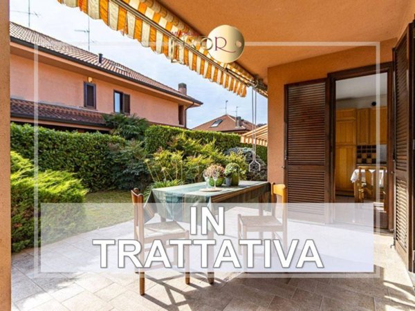 casa indipendente in vendita a Casatenovo