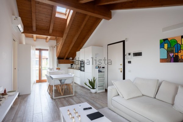 appartamento in vendita a Casatenovo