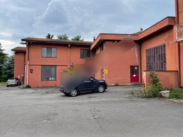 capannone in vendita a Casatenovo