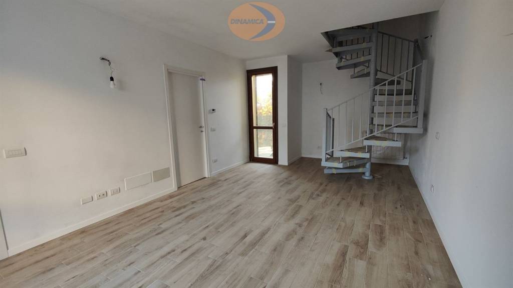 appartamento in vendita a Casatenovo