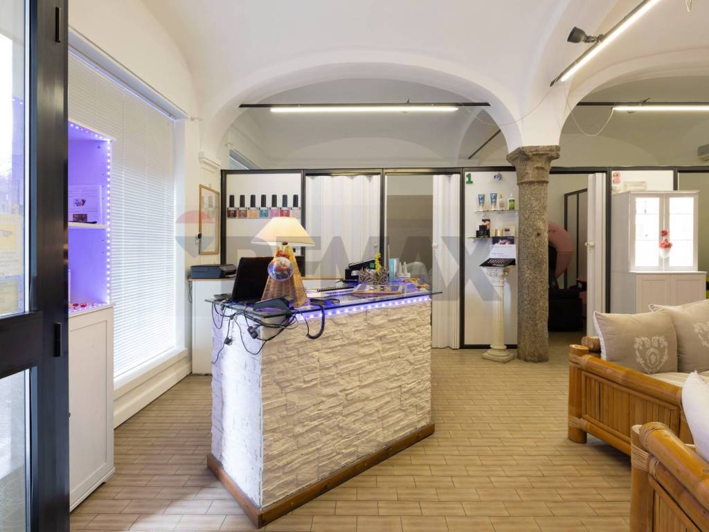 negozio in vendita a Casatenovo