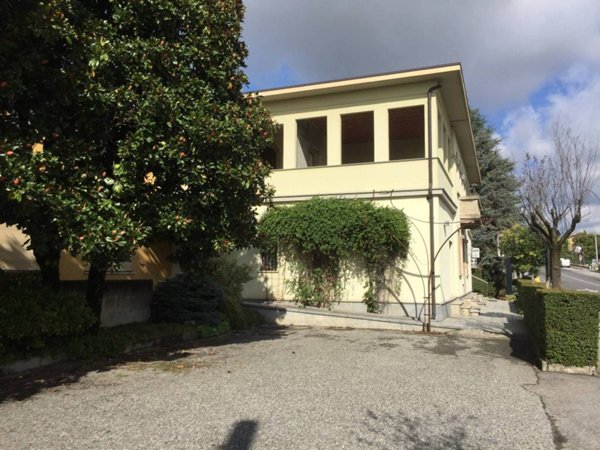 casa indipendente in vendita a Casatenovo in zona Rogoredo