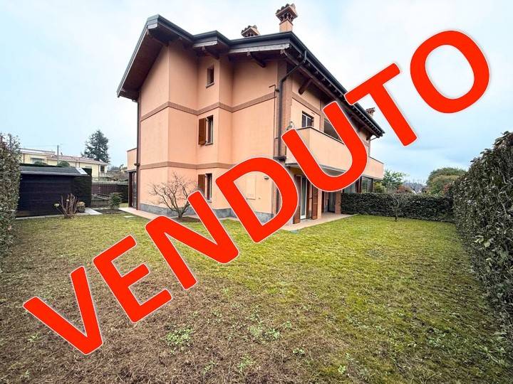 appartamento in vendita a Casatenovo in zona Campofiorenzo