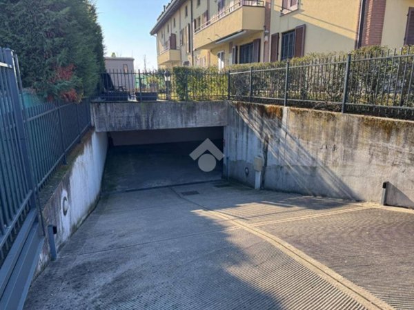 ufficio in vendita a Casatenovo in zona Galgiana