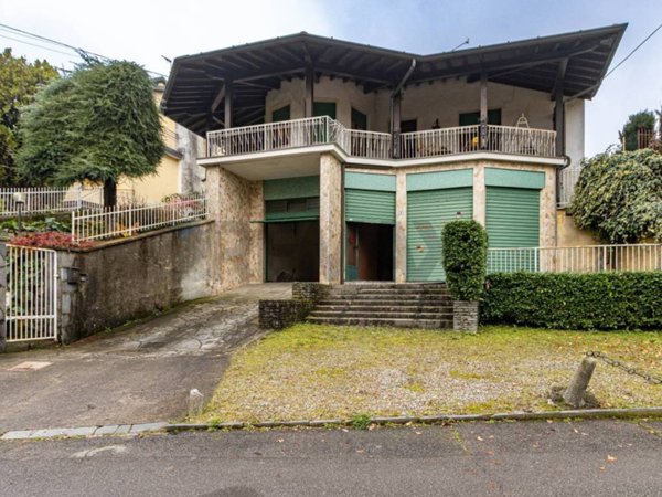 casa indipendente in vendita a Casatenovo