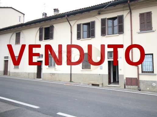 casa indipendente in vendita a Casatenovo