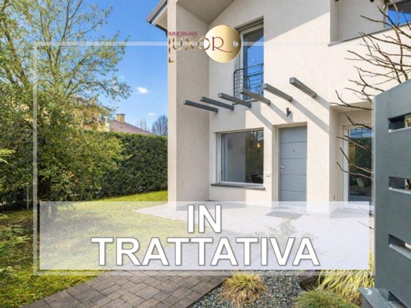 casa indipendente in vendita a Casatenovo in zona Campofiorenzo