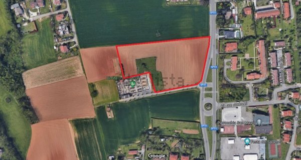 terreno edificabile in vendita a Casatenovo in zona Campofiorenzo