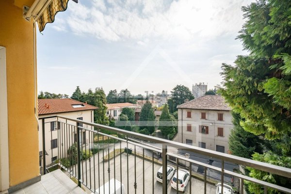 appartamento in vendita a Casatenovo