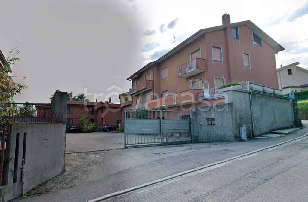 appartamento in vendita a Casatenovo